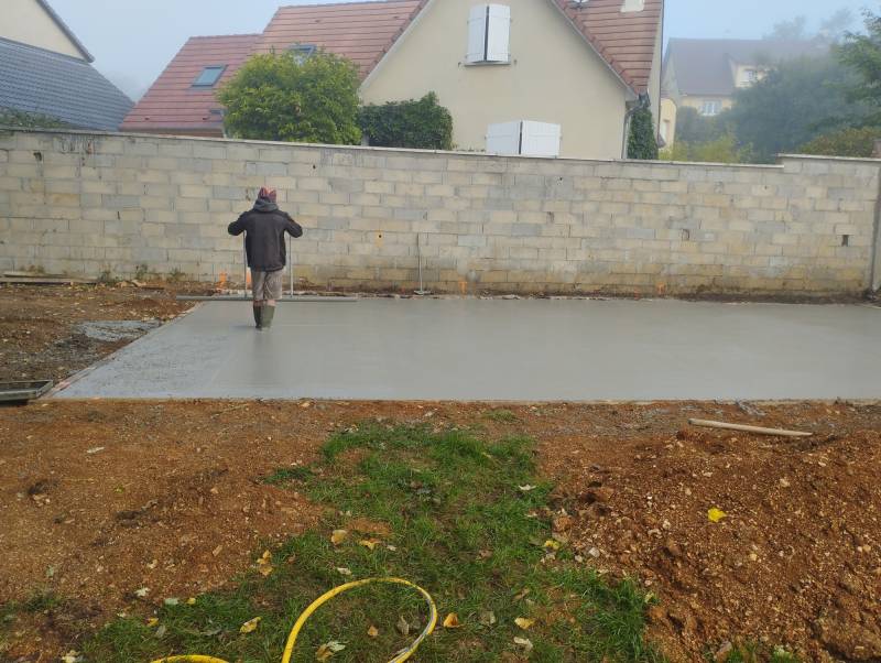 Entreprise de travaux publics à Dijon pour tous travaux de terrassement, de démolition et d'assainissement